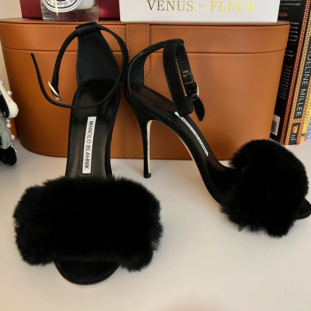 Manolo Blahnik Mincha fur trim suede heels
